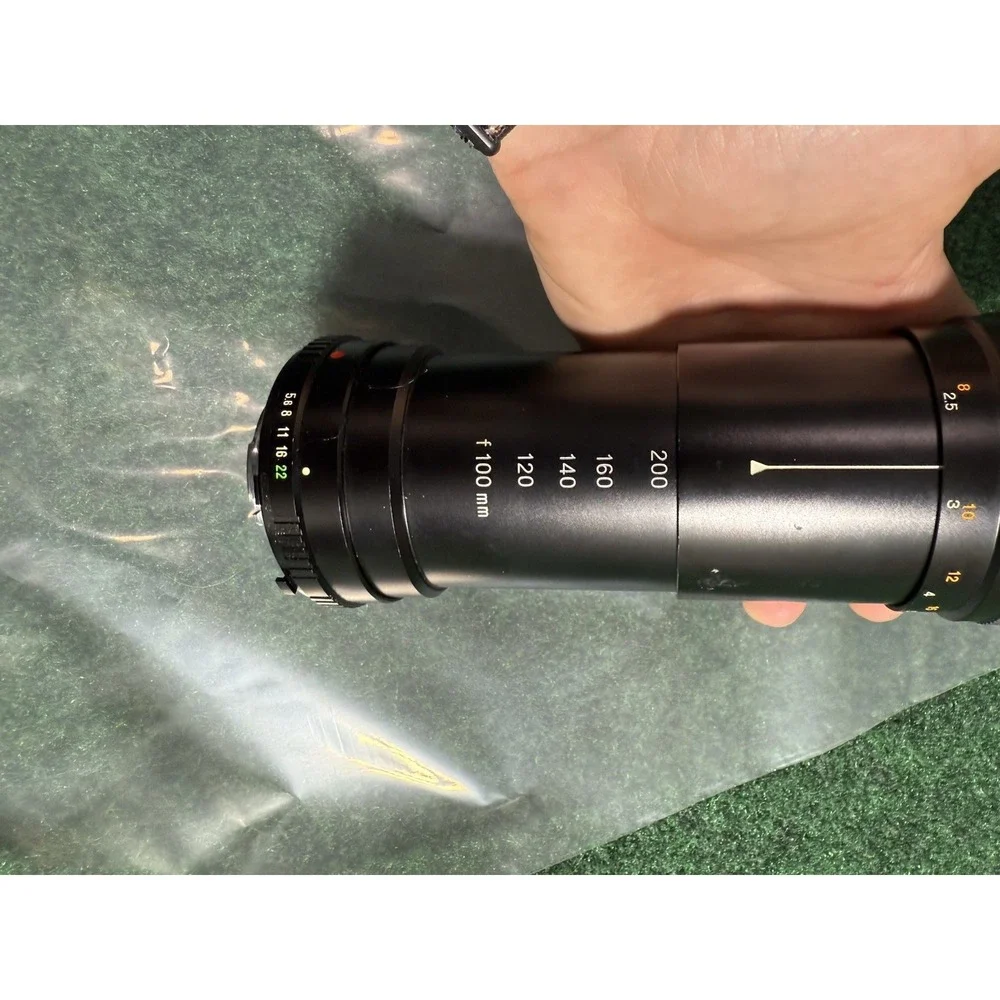 MD Zoom‎ Lens Minolta Celtic 1:5.6 f=100-200mm Untested